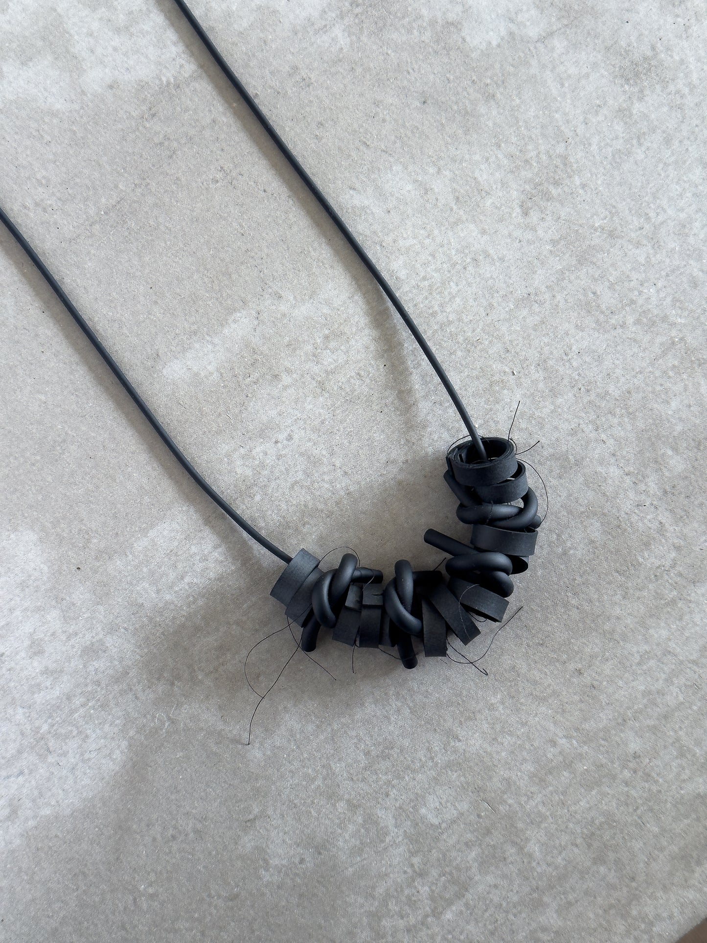 raw knots necklace