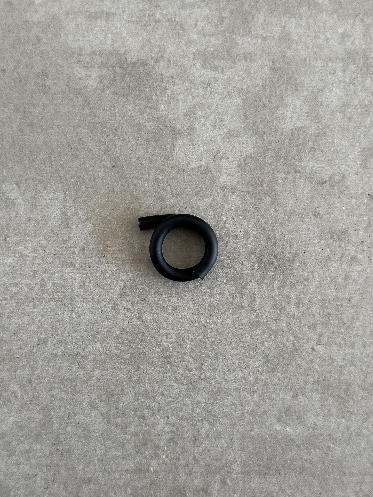 rubber asymmetrical ring