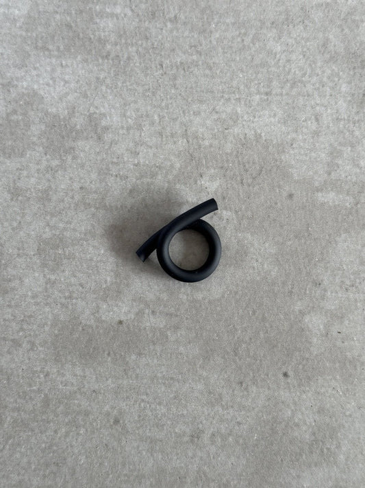 rubber twisted ring