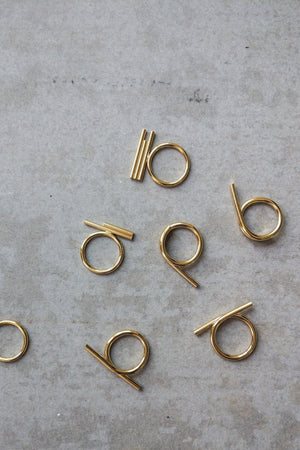 TWISTED ASYMMETRICAL GOLD RING