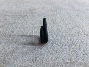 RUBBER TWISTED ASYMMETRICAL RING