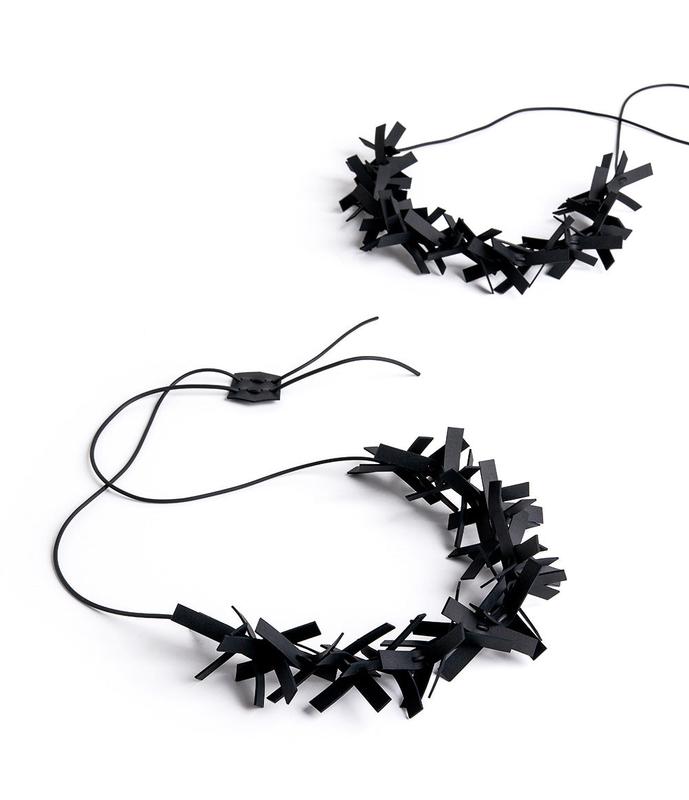 CONFETTI NECKLACE (available only on online store)